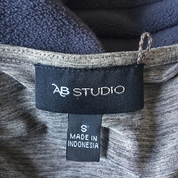 AB Studio Short Sleeve Tunic Tee - Picture 6 of 7